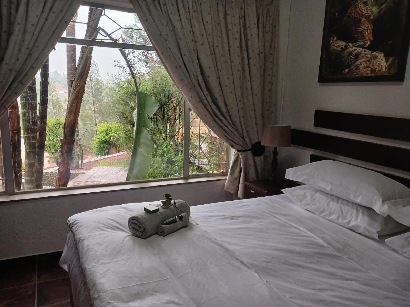 Blue Sky Manor Hotel Roodepoort Room photo